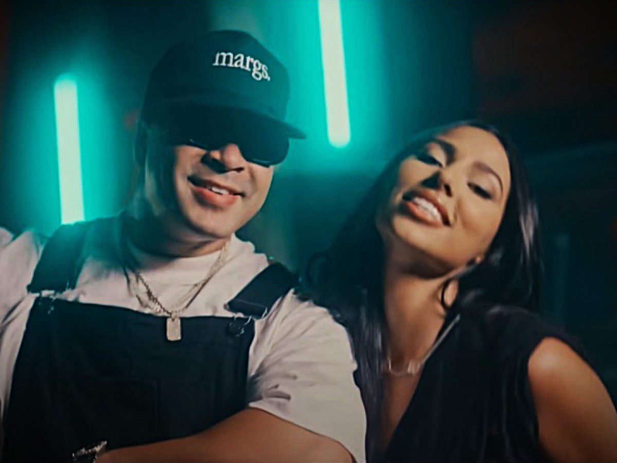 La cantante cubana desmintió especulaciones sobre una relación sentimental con el reguetonero Yomil, destacando que su vínculo es estrictamente profesional y basado en el respeto mutuo.