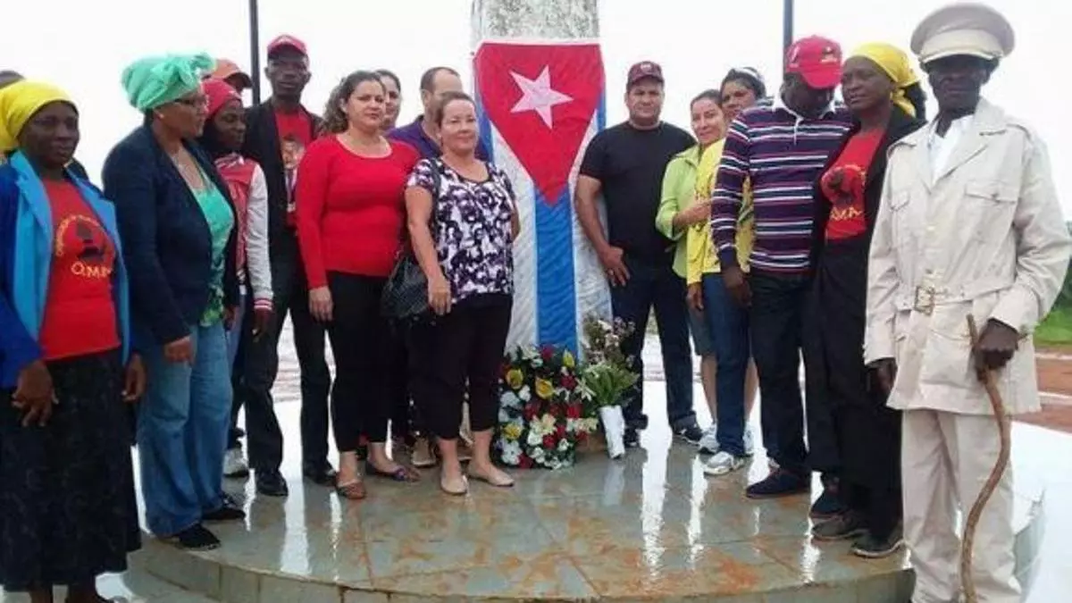 Un grupo de médicos cubanos en Angola enfrentan una Navidad marcada por atrasos salariales, incertidumbre y silencio institucional.